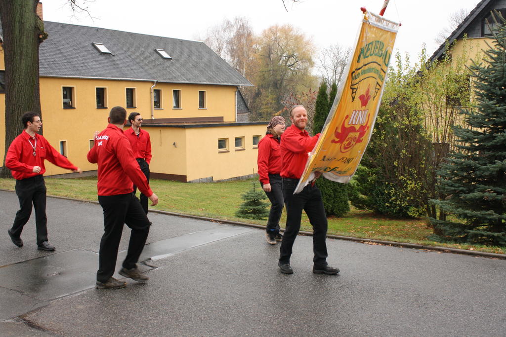 3031 Umzug des KNK durch Neueibau.JPG